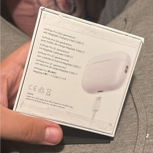 Apple AirPods Pro (2nd Generation) - White